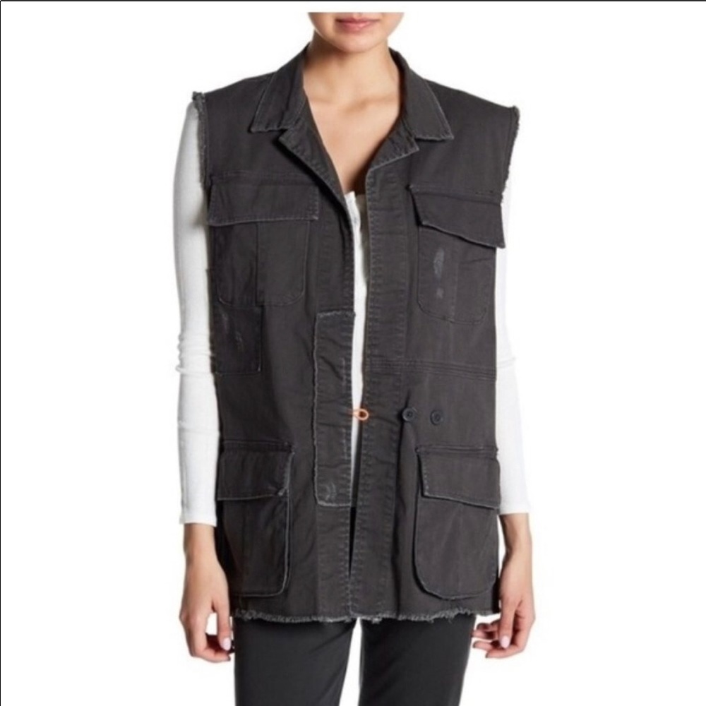 Union Bay Mitchell Twill Vest in Navy